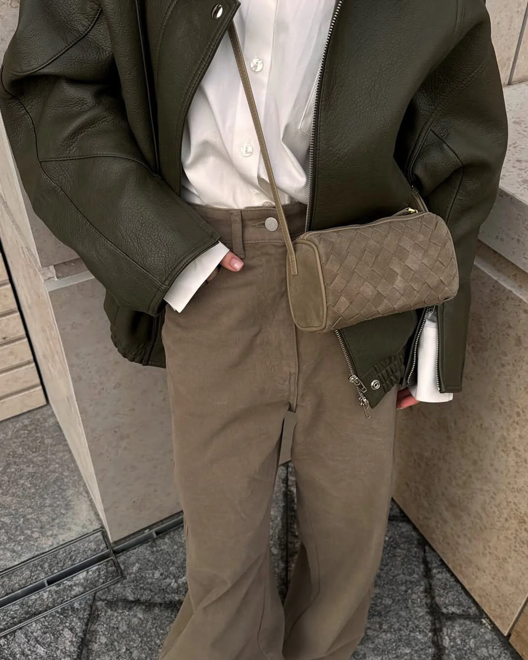 Jessica Woven Suede Bag - Image 5