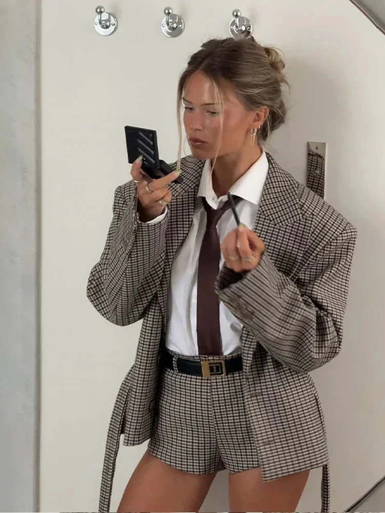 Lucy Houndstooth Belted Shorts Suit - Image 2