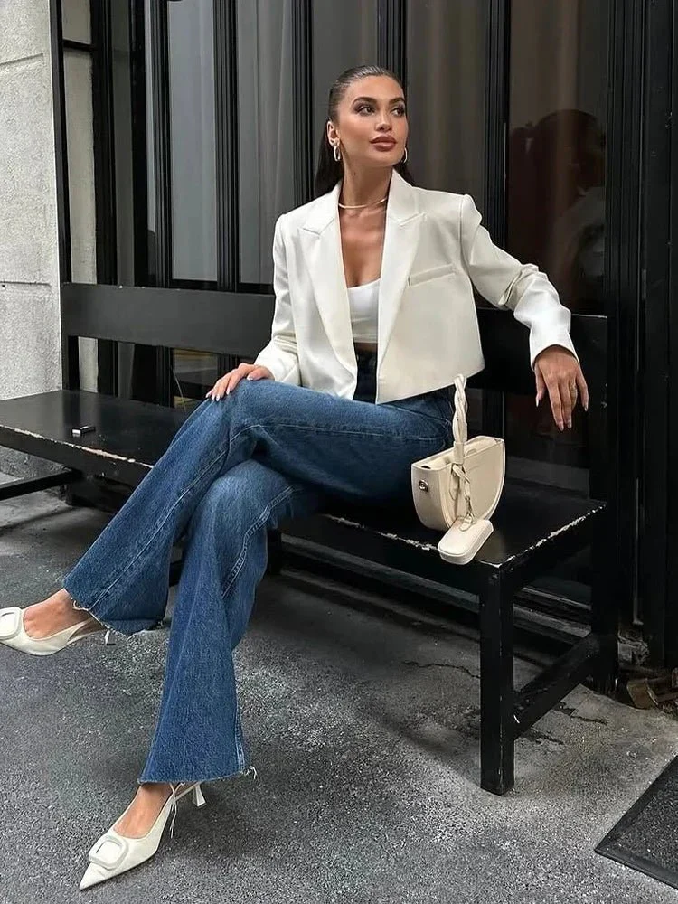 Olga Padded Cropped Suit Jacket - Image 2